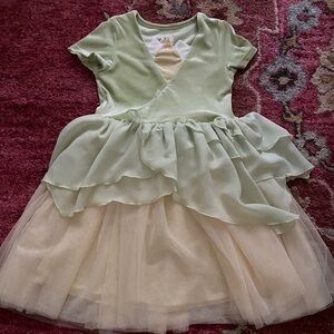 Taylor Joelle NWOT Tiana dress